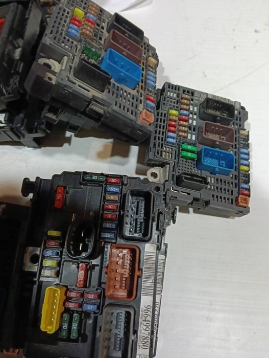 Peugeot/citroen/BSM/BSI/CAIXA DE FUSÍVEIS para todos os motores PSA