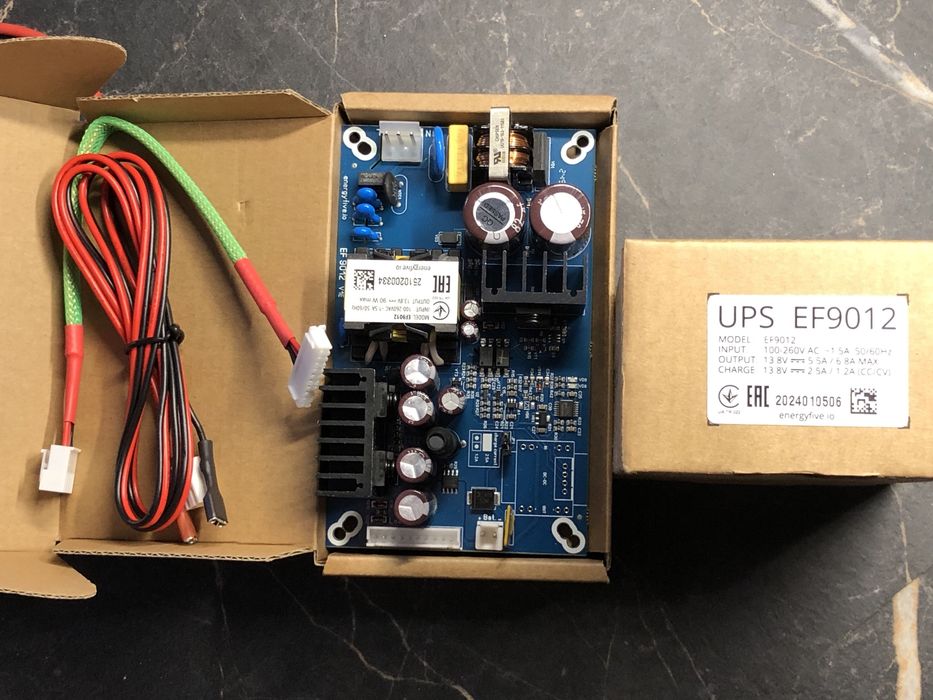 Proline, Energyfive EF9012 - вбудований 90W ДБЖ, UPS, ИБП Lifepo4