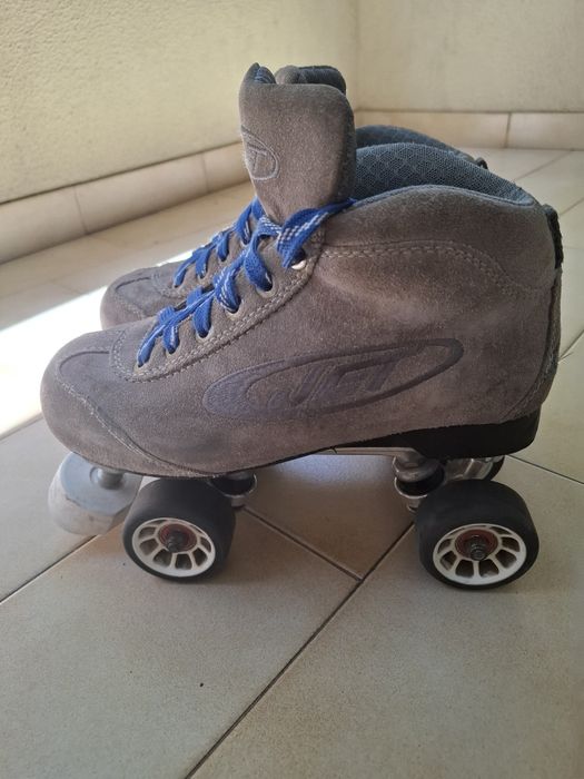 Conjunto de botas de Hóquei em Patins  JET.