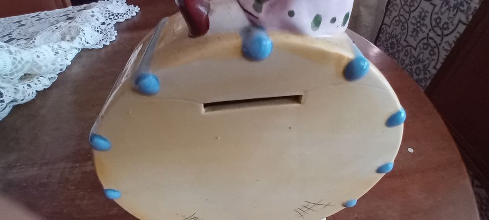 Mealheiro em cerâmica