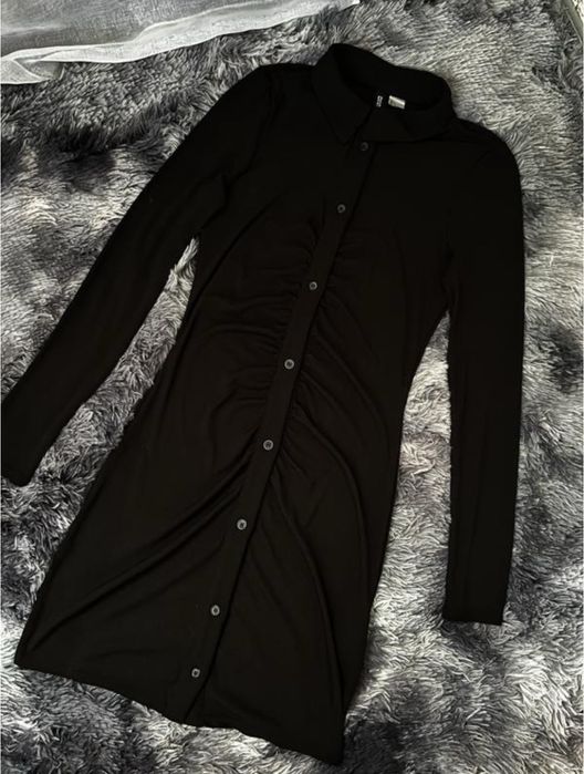 Сукня чорного кольору