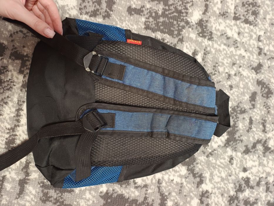 Взуття для хлопчика кросівки сандалі мокасини