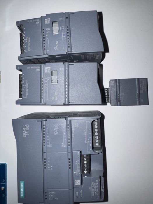Siemens SIMATIC S7-1200 zestaw PLC CPU 1212C + SM1221 SM1222 SB1222