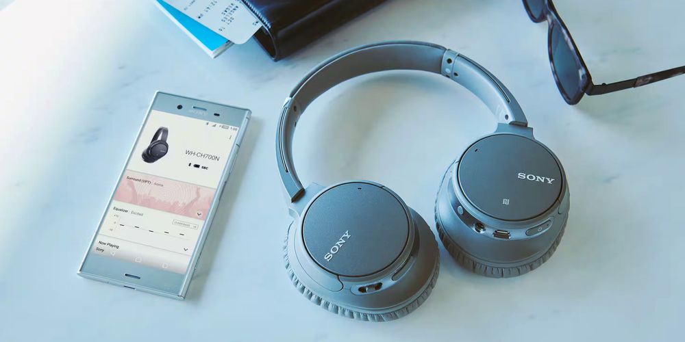 Słuchawki bezprzewodowe Sony WH-CH700n doskonaly stan