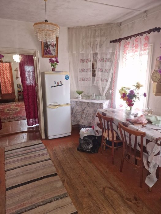 продам приватний будинок