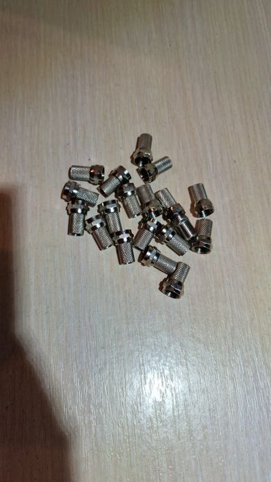 Набор F-разъемов для ТВ кабеля (19 шт.)