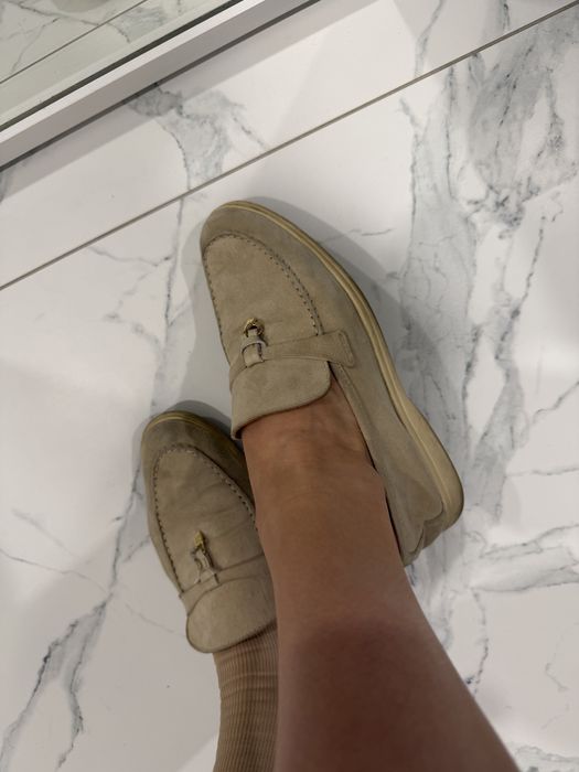 Лоферы Лоро Пиано бежевые 39 размер