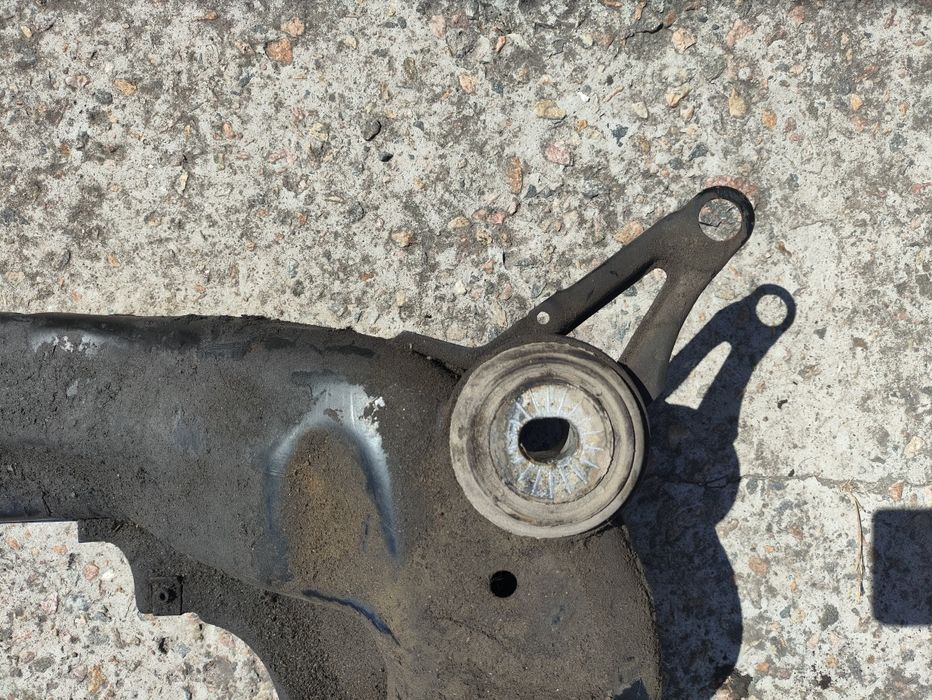 Подрамник Ауди А6С5 2.5 тди МКПП