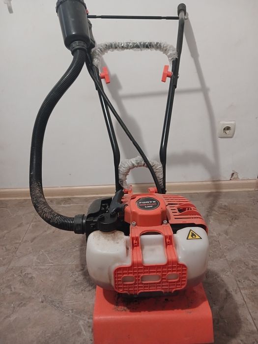 Продам культиватор бензиновий