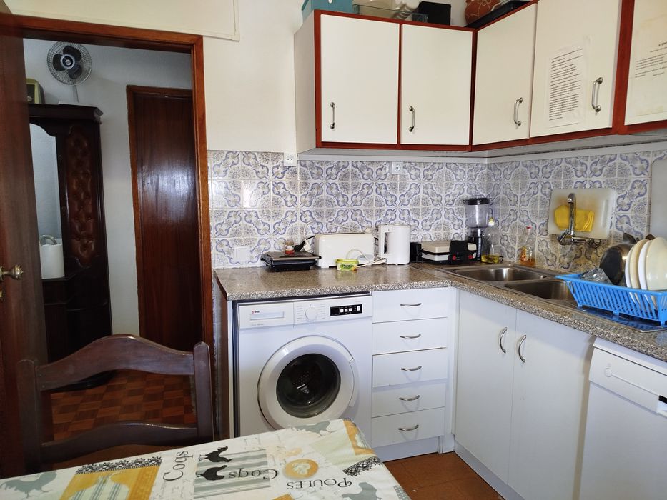 Quarto Para Arrendamento