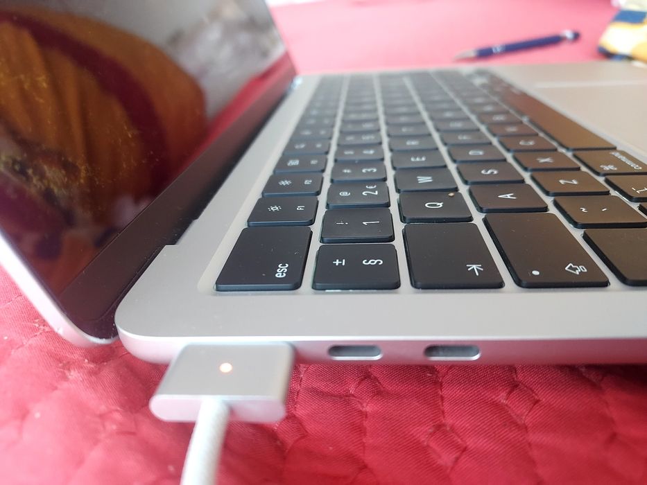 Apple MacBook Air 13" (2025) M4