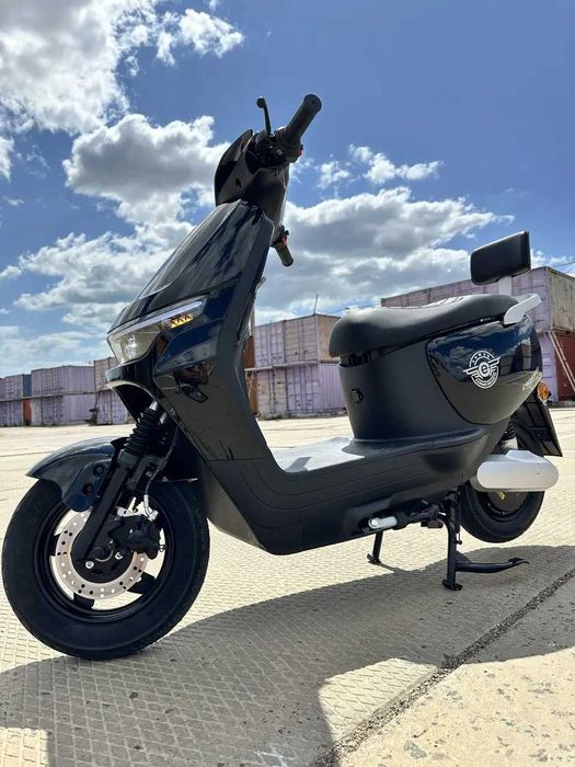 Електроскутер Crosser CR-14 1000W (графенові акб 72V/24Ah) 2025!Чорний