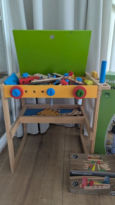 Drewniany warsztat dla dzieci