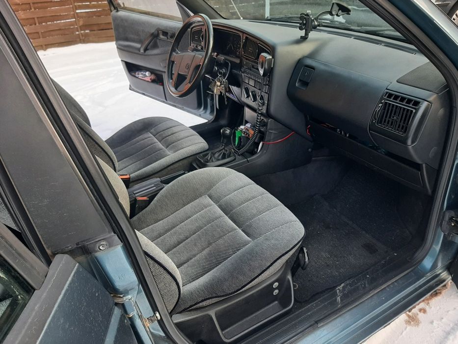 Volkswagen Passat b3 1989r/ 1.8 GL b+g