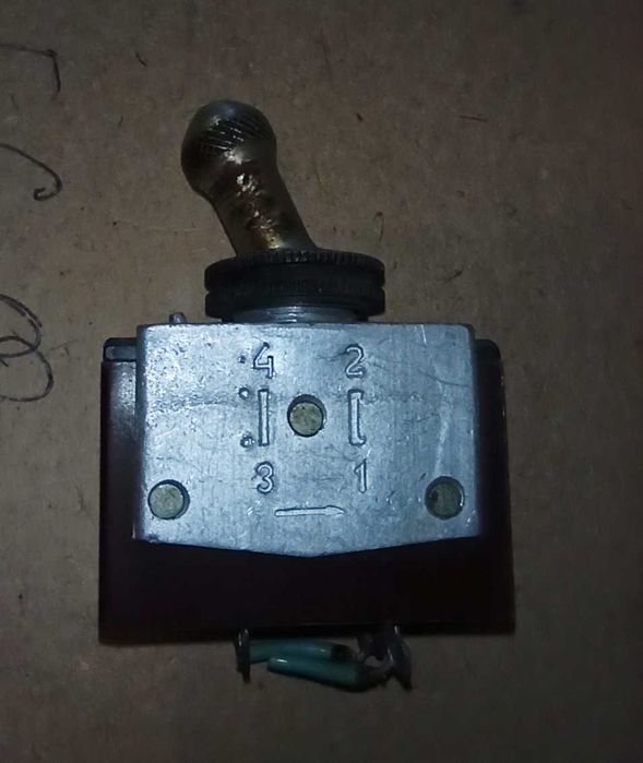 Продам тумблер ТВ1-1/конденсатор /резистор