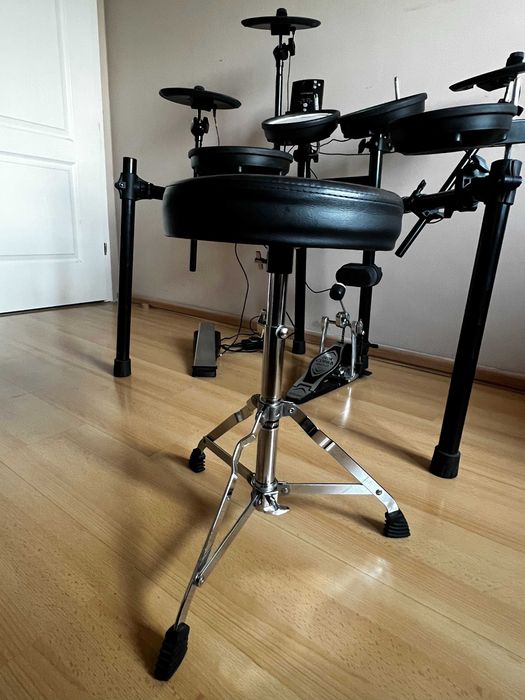 Perkusja elektroniczna Roland TD-1DMK + stopa Tama Iron Cobra 200 + stołek