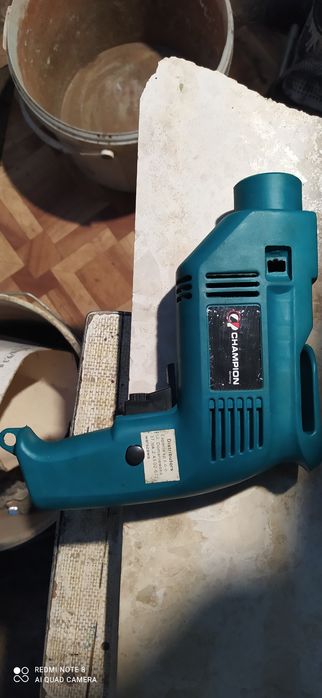 Obudowa do wiertarki używana z włącznikem