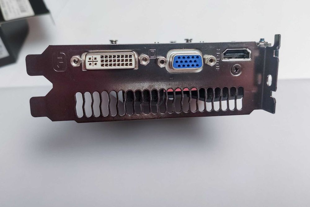 ASUS GeForce GTS45064740387407618124