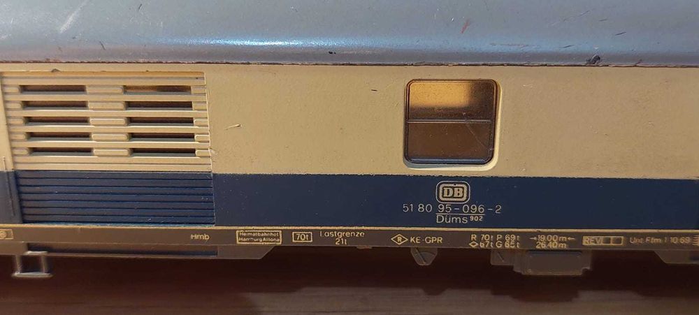 Lima h0 wagon bagażowy typ X