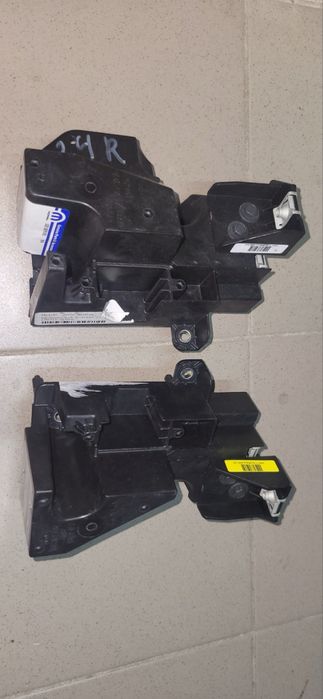 Крепление радиатора Jeep Cherokee 2.4 в наличии новый оригинал.