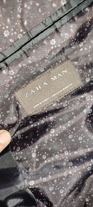 Fato Zara p/homem