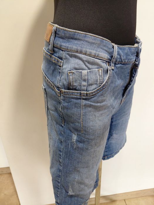 Bermudy dżinsowe, spodenki damskie marki Amisu,  rozmiar L