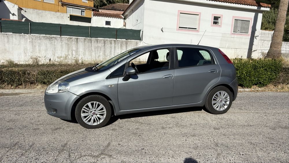 Fiat Grande Punto 1.3M-Jet Free Nacional