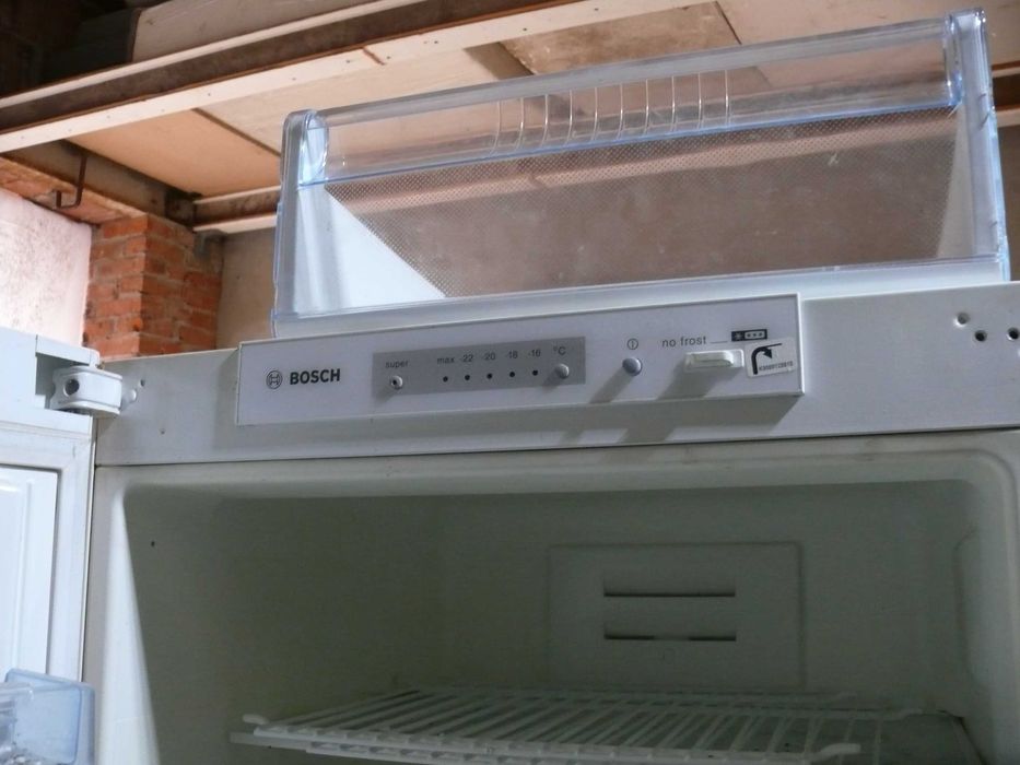 Lodówka BOSCH KGN36V00/01