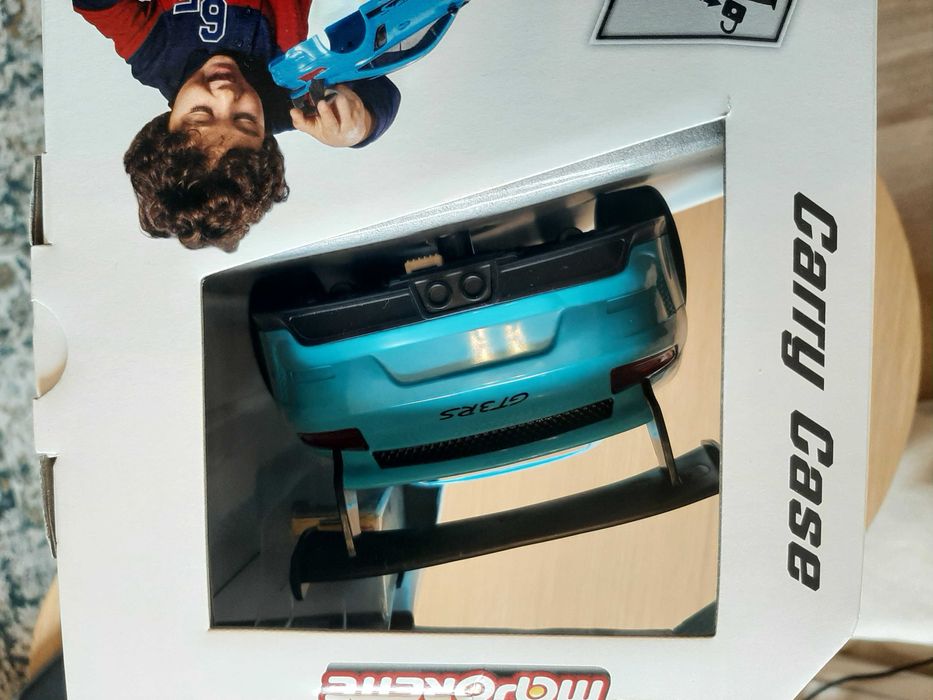 Majorette Porsche 911 - garaż, walizka, parking dla hot wheels