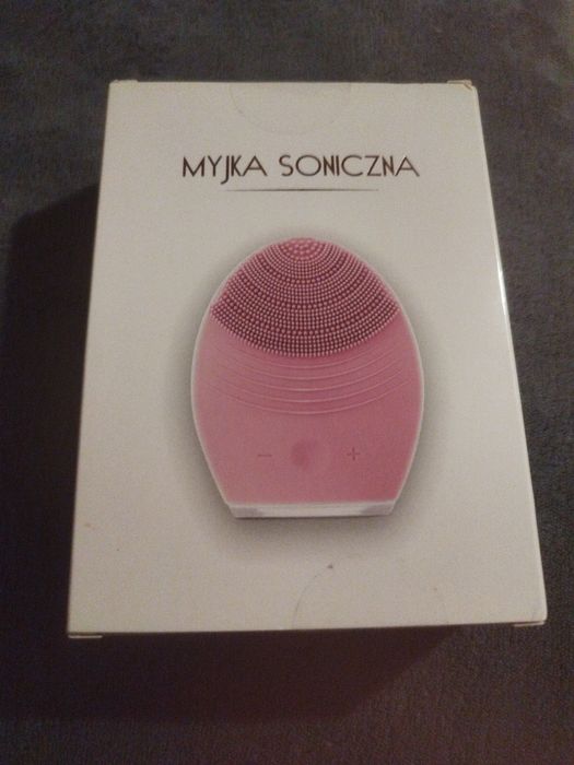 Myjka soniczna do twarzy Oriflame