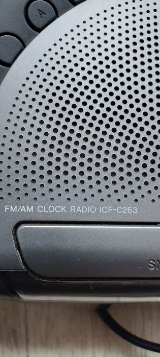 Radio budzik Sony ICF - C263