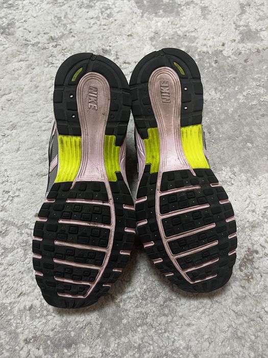 Nike p6000 pink.