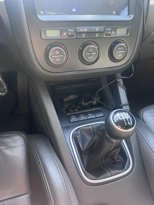 Продам  Volkswagen  Golf 5 2009