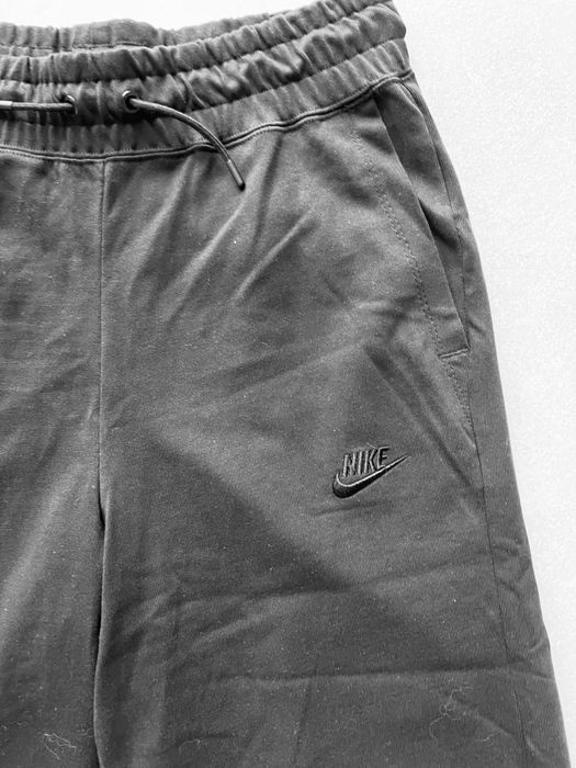 Spodnie dresowe sportowe Nike s