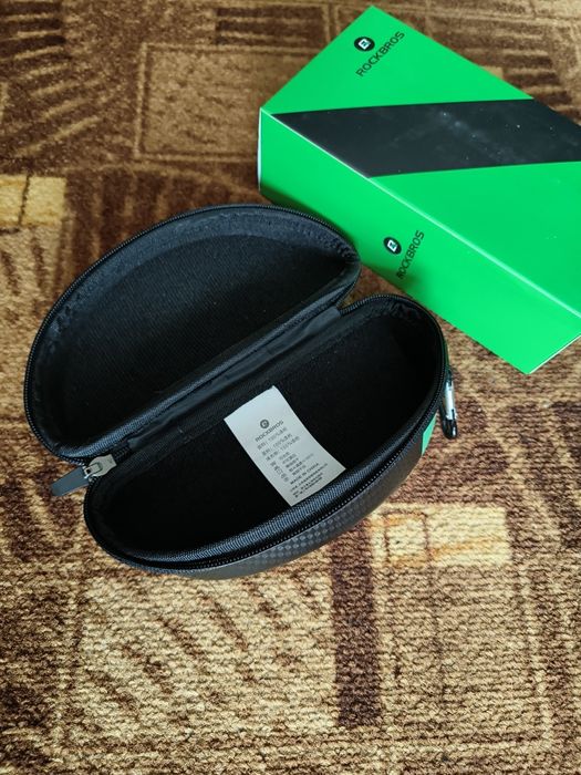 Rockbros Pokrowiec Etui na Okulary Sportowe Karabińczyk dł.18cm sz.9cm