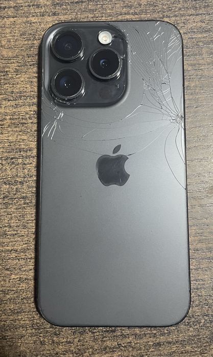 Продам iphone 15pro 128 gb black titanium