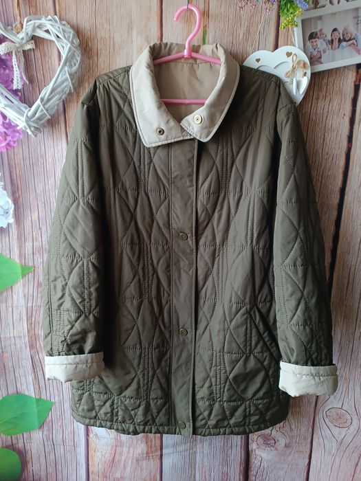 Весняна двостороння куртка р 54.