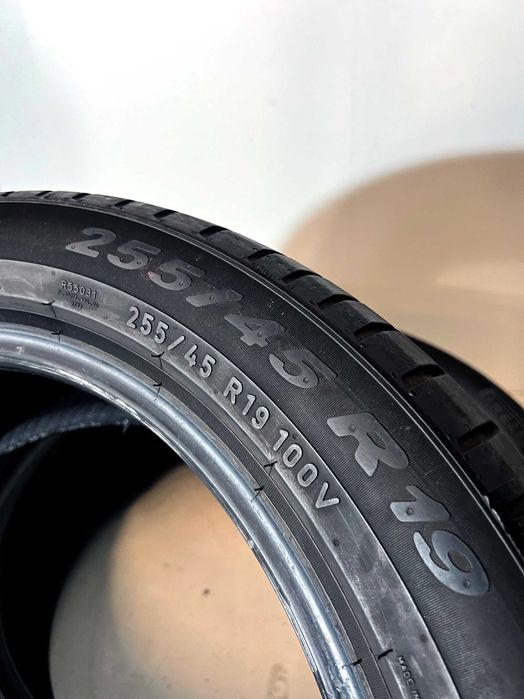 Pneus Pirelli Scorpion - 255/45/19 - Como NOVOS