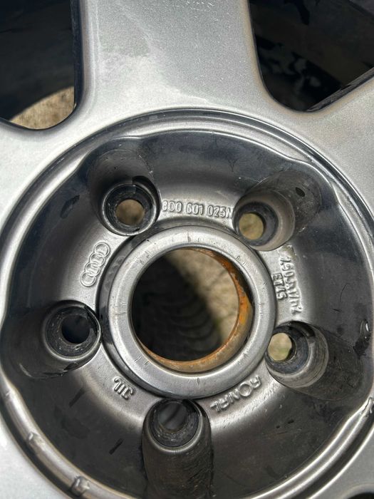 Oryginalne ALUFELGI Audi S4 B5 + OPONY wielosezonowe GoodYear