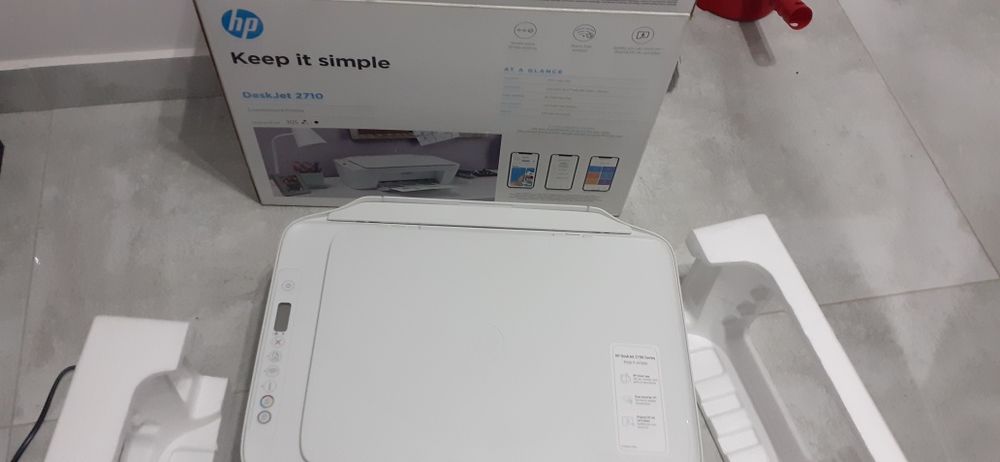 Drukarka  Skaner Xero WiFi HP deskjet 2700