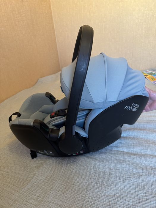 Автокрісло Britex Romer baby safe pro від 0 до 15 міс, розкладне