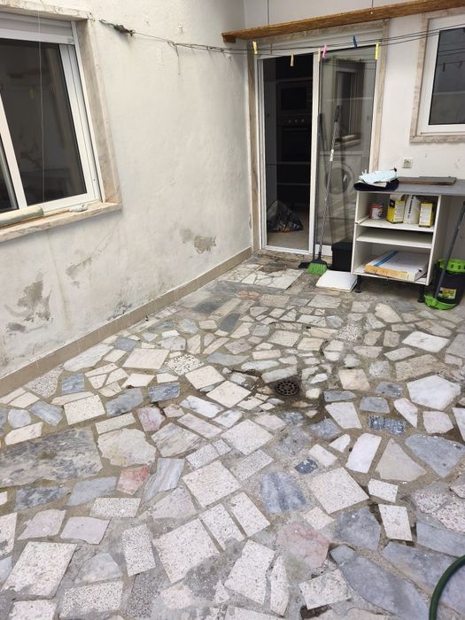 T1 + 1 a 50metros comboio