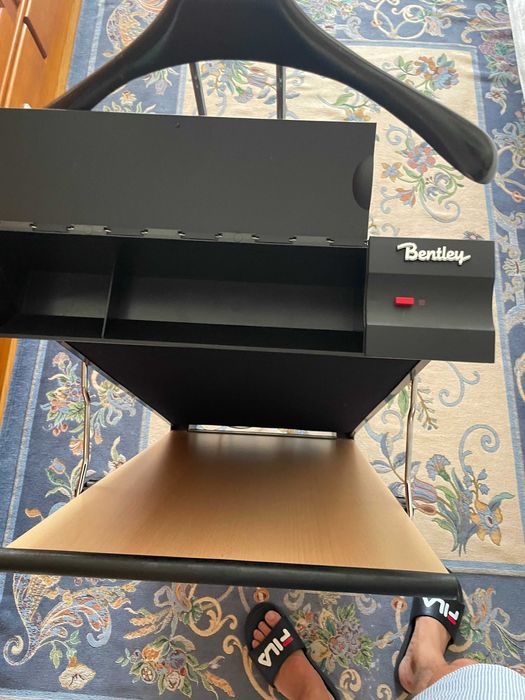 maquina de passar calças Bentley