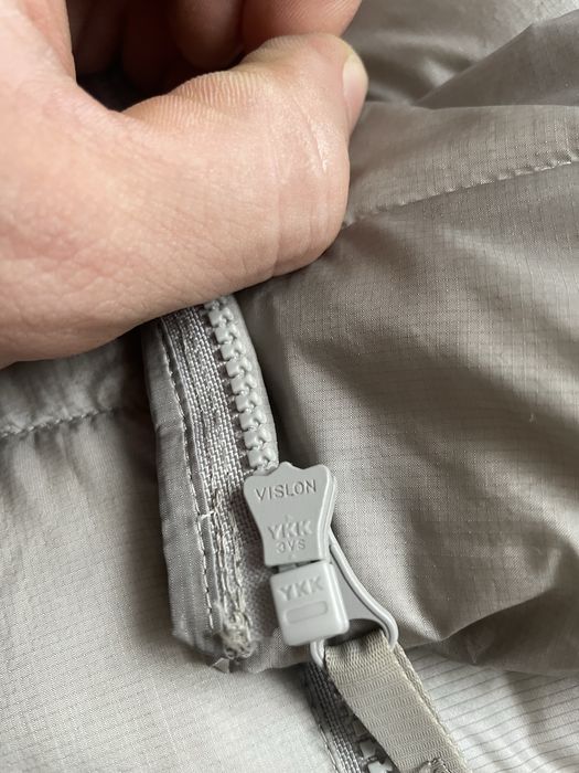 Пуховик Uniqlo ultra light