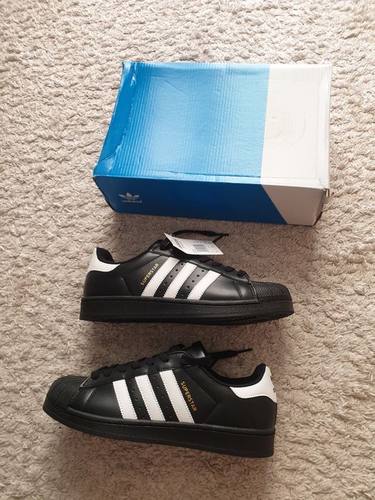 Adidas SuperStar Originals, rozmiar 43 1/3, nowe, orginalne pudełko