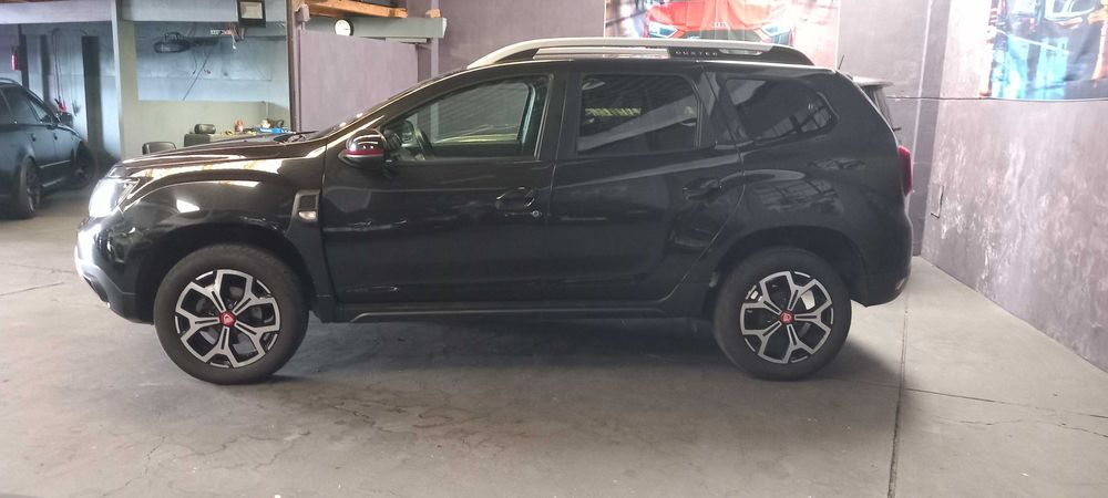 Dacia Duster 1.5 Blue DCI Nacional Manutenção Completa