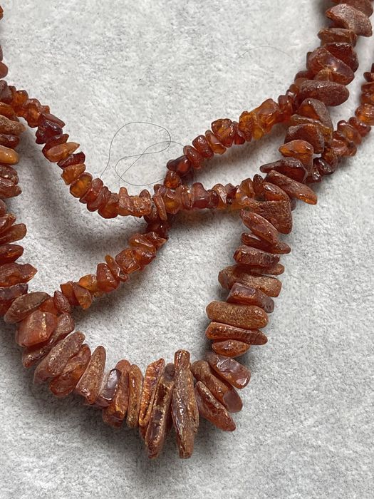 Stare Naszyjniki z Bursztynu Bałtyckiego