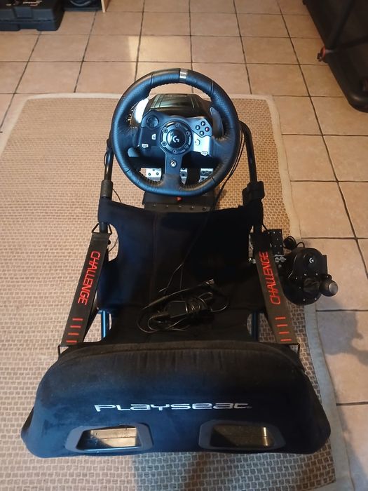 Logitech g920 + shifter e playseat challenge
