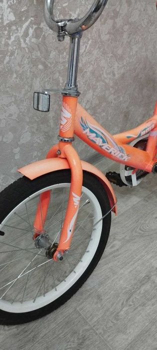 Продам  детский велосипед  Б\У(Для девочки).
