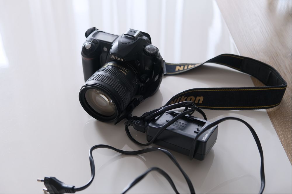 Aparat cyfrowy lustrzanka Nikon d50 + nikkor 18-70mm